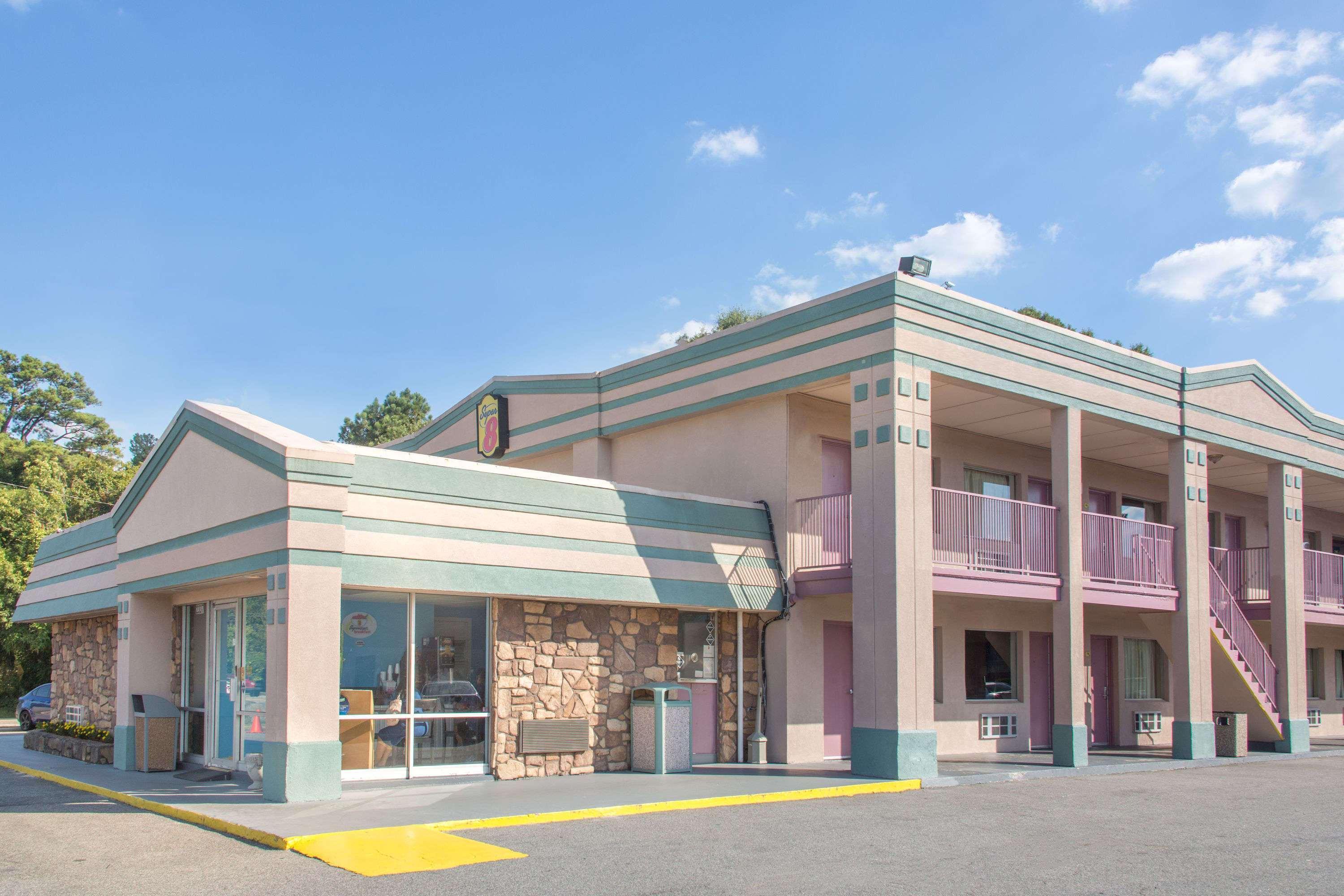 Super 8 By Wyndham Durham/University Area Nc Exterior foto